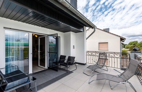 Neuwied Appartement | Apartment 'Fewo Mit Terasse Neuwied Koblenz' with Private Terrace, Balcony and Wi-Fi