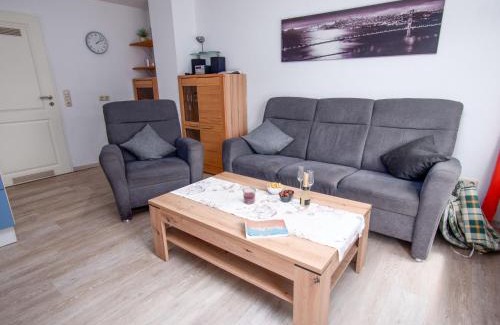 Norddeich Appartement | Apartment Fischerstube by Interhome