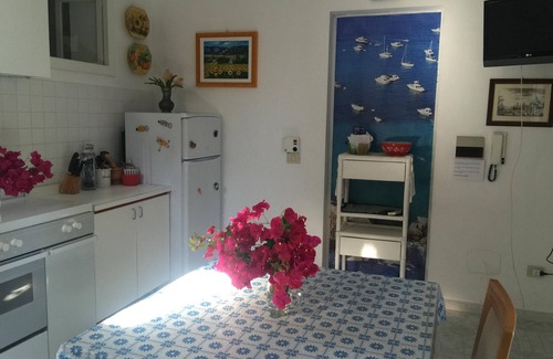 Canneto Appartement | Appartement - LIPARIappartement ,Maison avec jardin