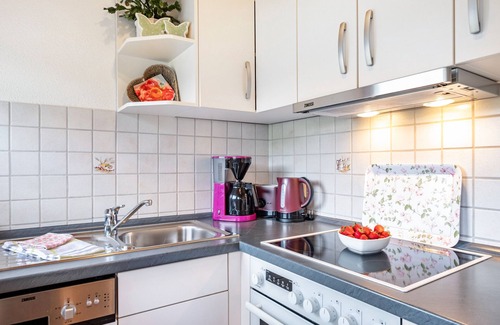 Sankt Maergen Appartement | Appartement "Flieder" avec vue sur les montagnes, jardin partagé et Wi-Fi