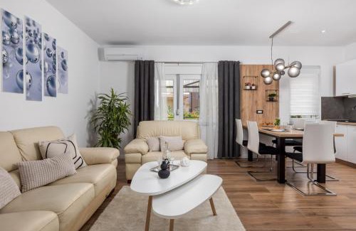 Cikovici Appartement | Apartment Flowers
