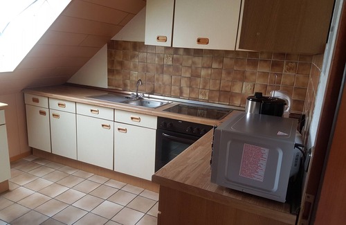 Rohden Appartement | Appartement pour 1 à 4 personnes dans le magnifique Weserbergland avec garage et WiFi