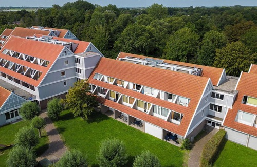 Bruinisse Appartement | Apartment for 10 persons