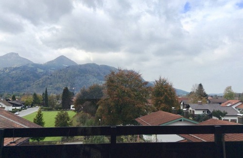Reifing Appartement | Ferienwohnung, 48 qm, f. 1-4 Pers., Wohn/Schlafzimmer, Essecke, Schlafzimmer, Küche sep., Hallenbad/Sauna i.H.