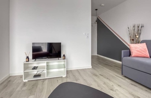 Thiais Appartement | Apartment for 2 people near Orly airport