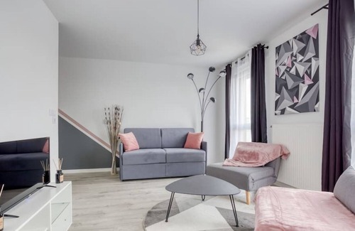 Thiais Appartement | Apartment for 2 people near Orly airport