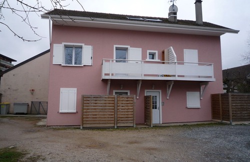 Thonon-les-Bains Appartement | Appartement très proche des Thermes avec parking privé gratuit