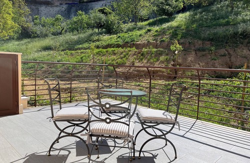 Siena Appartement | Apartment for 3 guests with all comforts, private terrace and garage