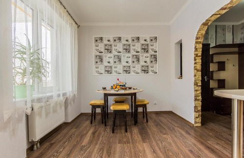 Vyshneve Appartement | Apartment for a day in Vishnevoe