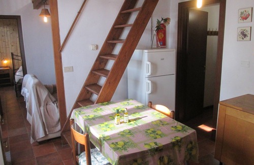 Puegnago del Garda Appartement | Apartment for couples with garden - 10 min from the lake!