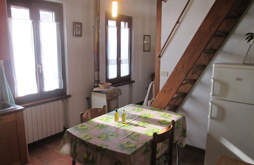 Puegnago del Garda Appartement | Apartment for couples with garden - 10 min from the lake!