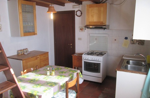 Puegnago del Garda Appartement | Apartment for couples with garden - 10 min from the lake!