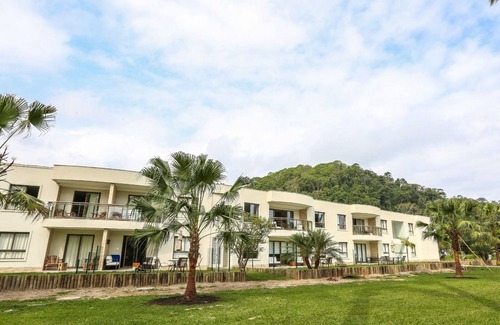 Mambucaba Maison | Apartment for families, direct access to the beach and PetFriendly