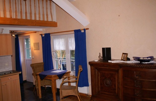Putbus Appartement | Apartment for max. 5 people in nature and yet central garden and pool
