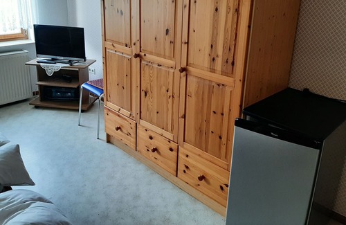 Schwarzbach Appartement | Apartment for vacationers Workers Fitters Business travelers Kitchen Shower WC WLAN