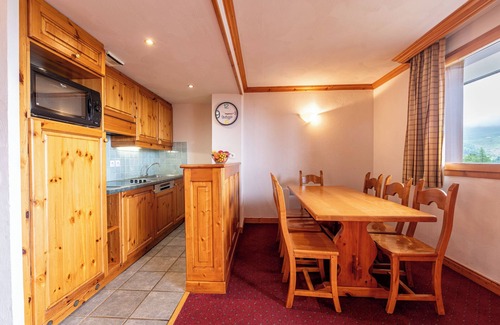 Plagne Villages Appartement | Appartement "Résidence Aspen" avec vue sur la montagne, jardin privé et balcon