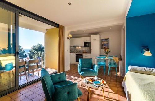Le Rayol Appartement | Appartement, rez-de-chaussée, Résidence du Bailli