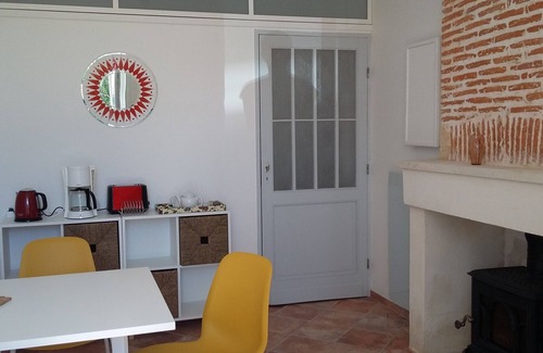 Saint-Vivien-de-Medoc Appartement | Appartement avec jardin dans maison ancienne.