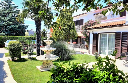 Strmac Appartement | Appartement + voyage en bateau gratuit + 2 VÉLOS + air con. + WiFi + PS4