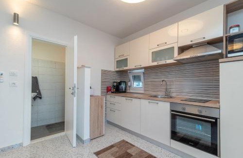 Municipality of Trogir Appartement | Apartment GAGULA with jacuzzi