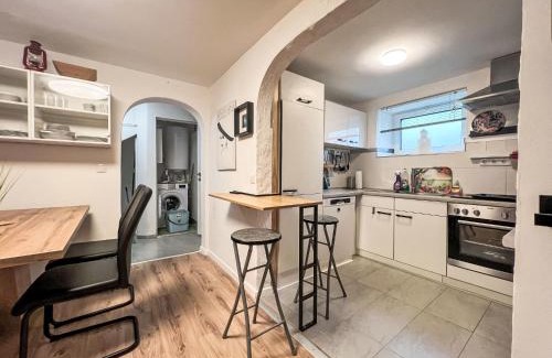 Drassmarkt Appartement | Apartment Garden Suite by Interhome