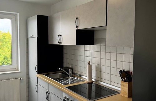 Warburg Appartement | Apartamento 'Gemütliche In Warburg' con balcón y Wi-Fi