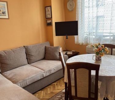 Old Town Appartement | Apartment Geni