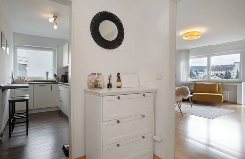 Weingarten Appartement | Appartement 'Geräumige Schöne Ferienwohnung' avec terrasse privée, balcon et Wi-Fi