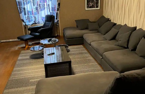 Commercy Appartement | Apartment 'Grand Appartement Plein Centre' with Private Terrace, Wi-Fi and Air Conditioning