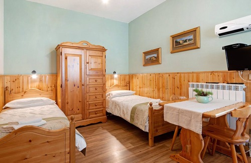Borzonasca Appartement | Appartement "Green Riviera - Angolino dei Pini" avec vue sur les montagnes.