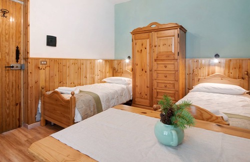 Borzonasca Appartement | Appartement "Green Riviera - Angolino dei Pini" avec vue sur les montagnes.