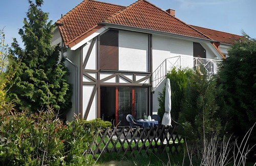Gustow Appartement | Apartment 'Gustow F33' with Private Terrace and Wi-Fi