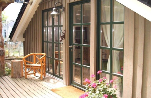Olsberg Appartement | Appartement "Haus Waldesruh" avec terrasse privée, jardin privé et Wi-Fi