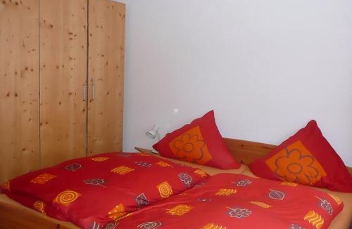Feldberg Appartement | Apartment Hallenbadweg by Interhome