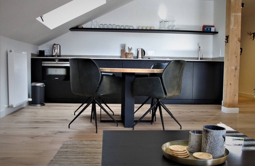 Berwang Appartement | Appartement 'Haus Berwang - Alpin' avec vue sur les montagnes, terrasse privée et Wi-Fi
