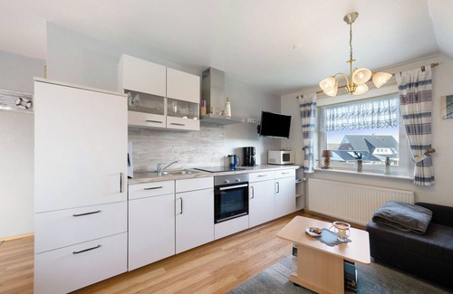 Suederhafen Appartement | Appartement 'Haus Sünnschien' avec terrasse partagée, jardin partagé et Wi-Fi
