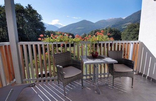 Sluderno Appartement | Appartement "Hausergut Bonita 3" avec vue sur les montagnes, jardin partagé et Wi-Fi