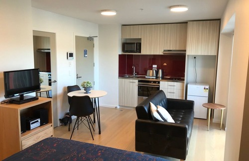 Te Aro Appartement | Appartement Heart of Wellington City - Balcon au-dessus des lumières de la ville