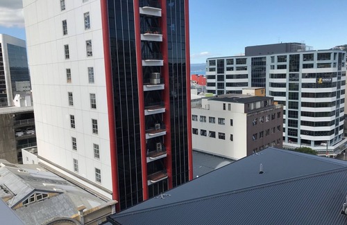 Te Aro Appartement | Appartement Heart of Wellington City - Balcon au-dessus des lumières de la ville