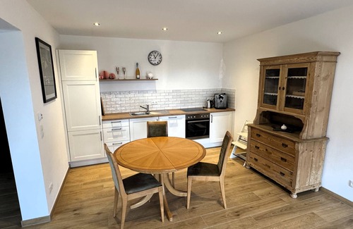 Landshut Appartement | Appartement 'Hofberg - Villa' avec vue sur les montagnes, terrasse partagée et Wi-Fi