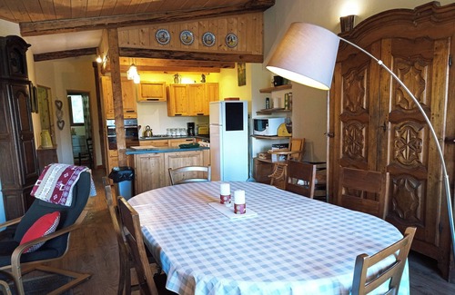 Montaimont Appartement | Vaste appartement 12 couchages, Champfol