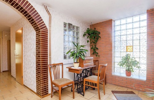 Densberg Appartement | Appartement moderne à Densberg avec forêt à proximité