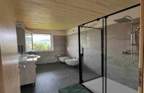 Taio Appartement | Apartment 'Il Melario' with Mountain View, Shared Garden and Balcony