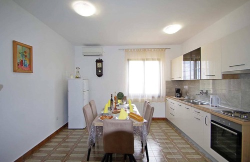 Sajini Appartement | Appartement à Šajini près de la mer bleue