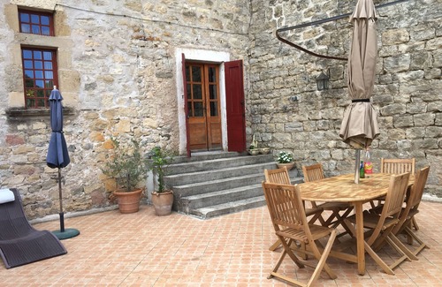 La Tour-Sur-Orb Appartement | Appartement dans le 12ème siècle Château de Boussagues