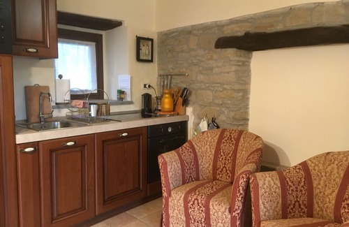 Olmo Gentile Appartement | Appartement dans une position panoramique fantastique avec cuisine entièrement équipée et deux salles de bains