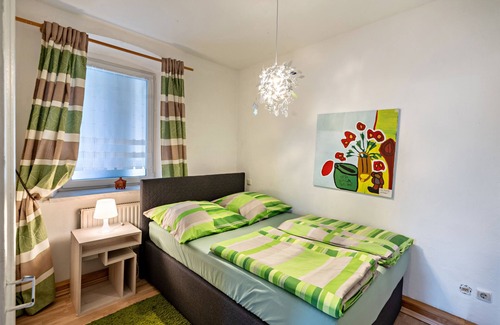 Nussdorf am Inn Maison | Apartment In A Hotel 'Nußdorfer Hof - Apartment 7' with Mountain View and Wi-Fi