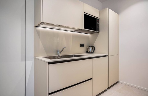 Ravina Appartement | Apartment In A Hotel 'Midum Family Garden' with Mountain View, Wi-Fi and Air Conditioning