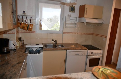 L'Ile-Rousse Appartement | APPARTEMENT CLASSE 3* DANS RESIDENCE DE STANDING AVEC PISCINE