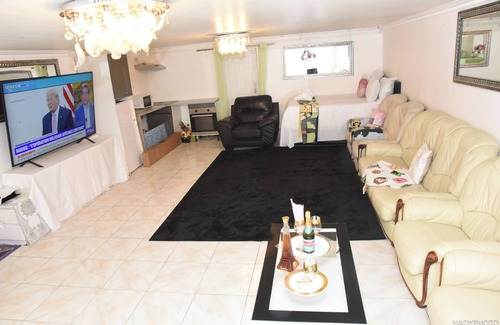 Bondy Appartement | Apartment in a Villa, Tourist Accomodation Grand Paris
